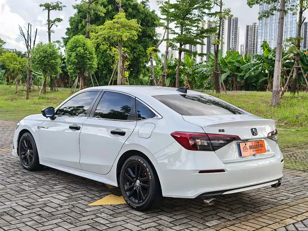 Honda Civic 2023 — фото 14
