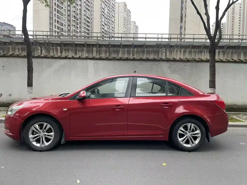 Chevrolet Cruze 2015 — фото 5