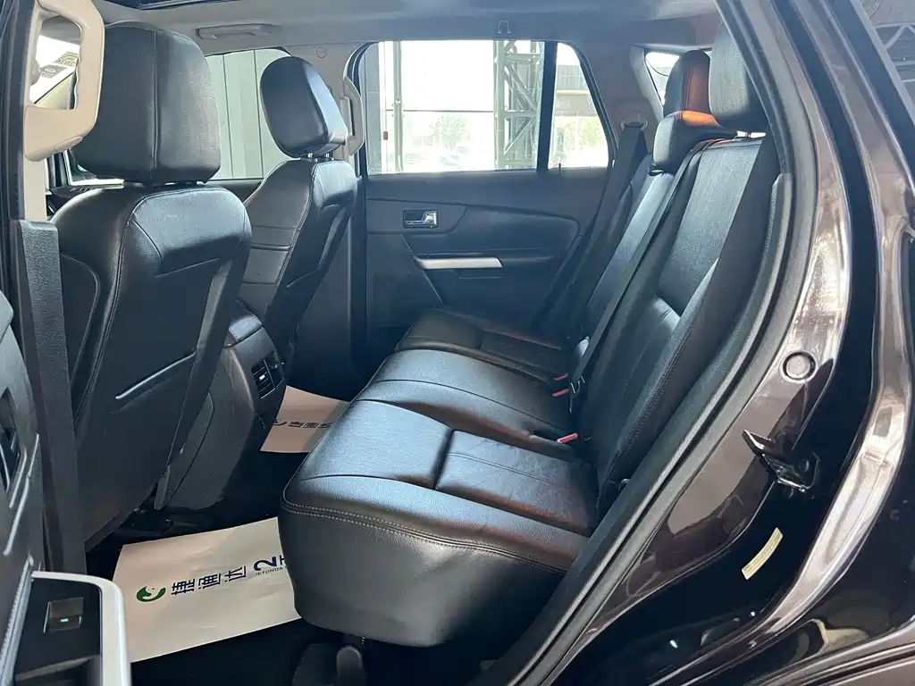 Ford Edge 2015 — фото 9