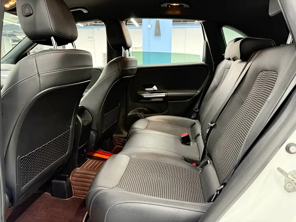 Mercedes-Benz B-Class 2022 — фото 17