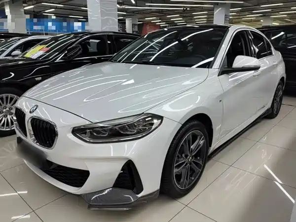 BMW 1 Series 2022