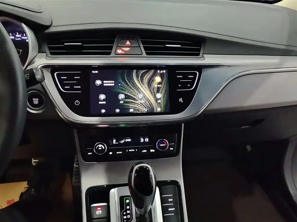 Geely Emgrand GS 2019 — фото 13