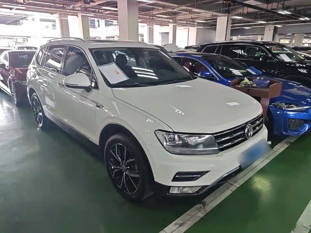 Volkswagen Tiguan L 2021 — фото 4