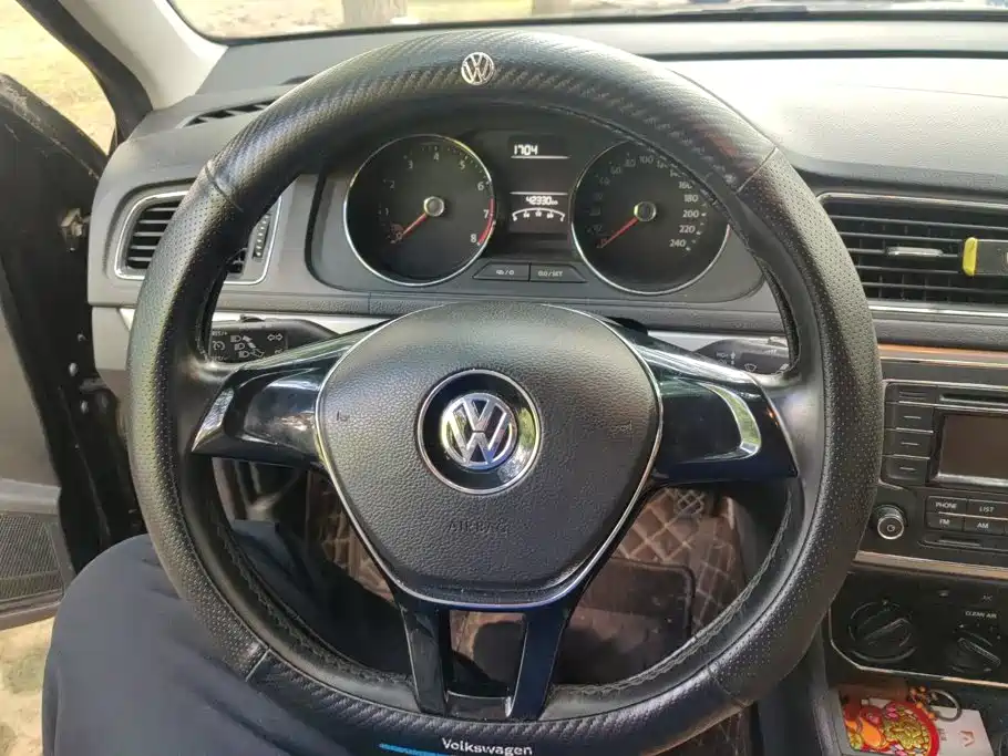 Volkswagen Lavida 2015 — фото 15