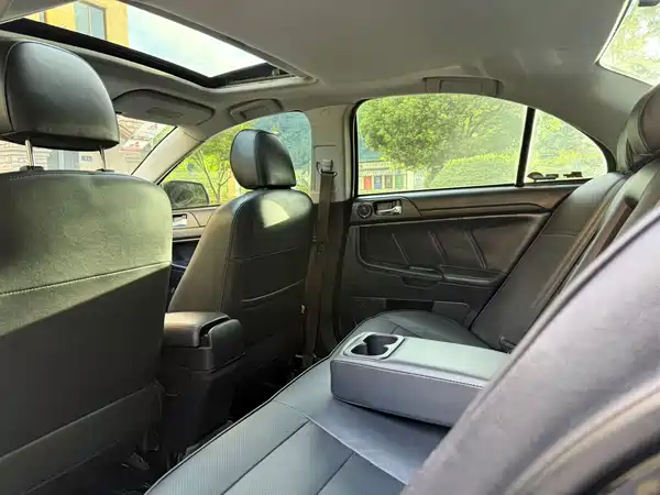 Mitsubishi Lancer EX 2019