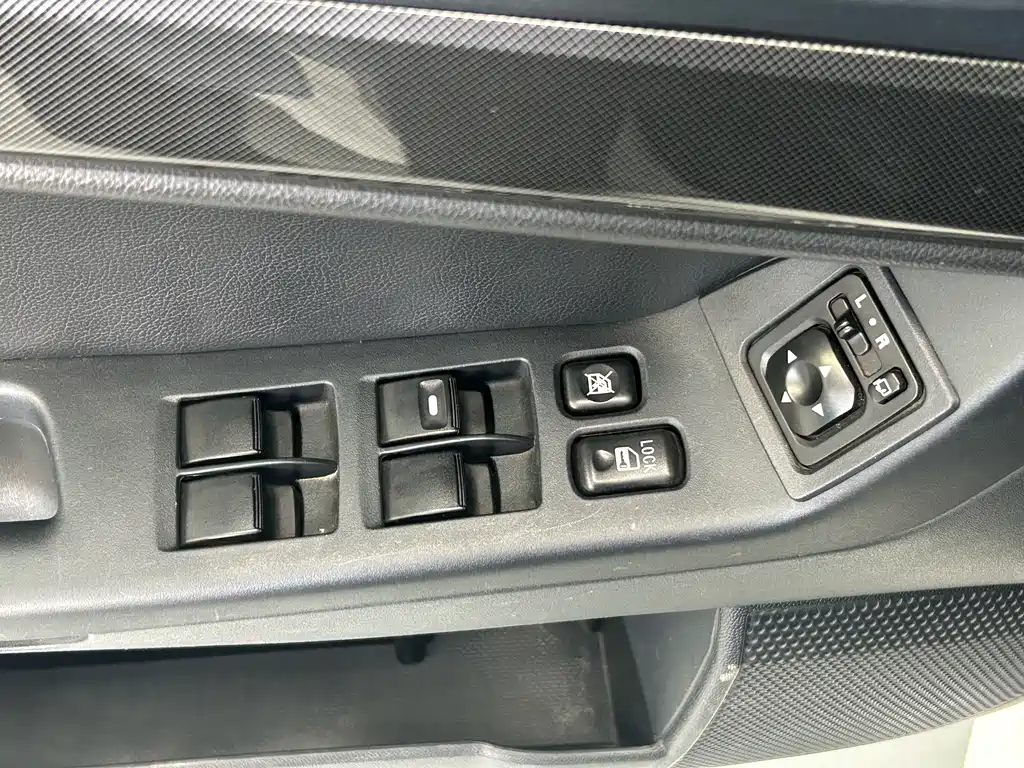 Mitsubishi Lancer EX 2012 — фото 20