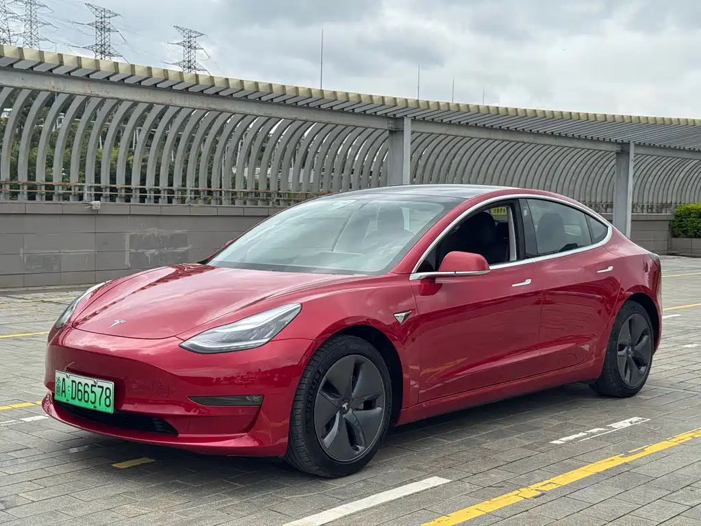 Tesla Model 3 2020 — фото 1