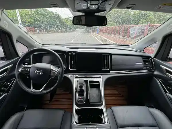 GAC Trumpchi M8 2021