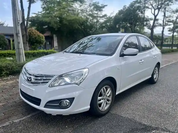 Hyundai Yuedong 2013