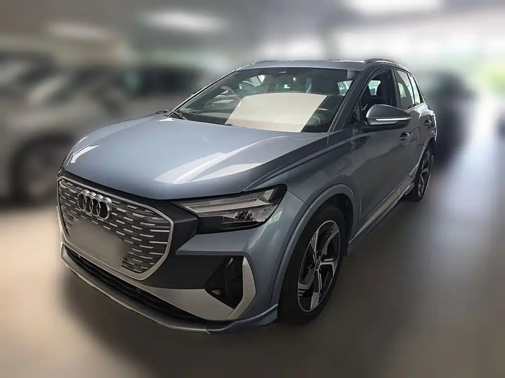 Audi Q4 E-Tron 2023 — фото 3