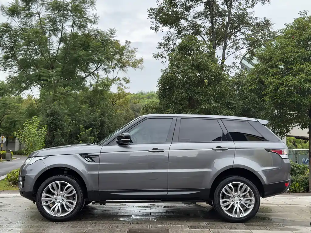 Land Rover Sport 2017 — фото 10