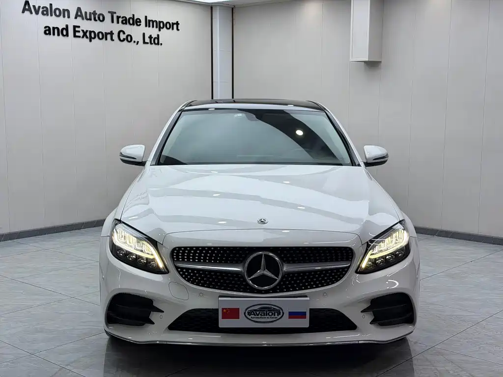 Mercedes-Benz C-Class 2021