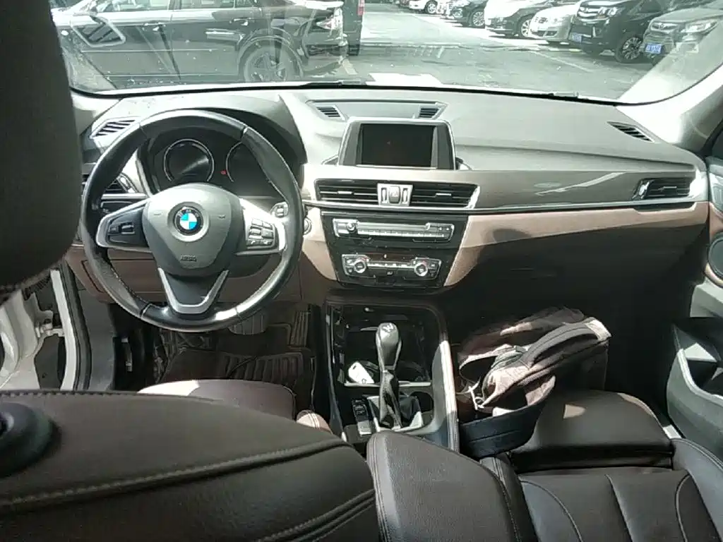 BMW X1 2019 — фото 10