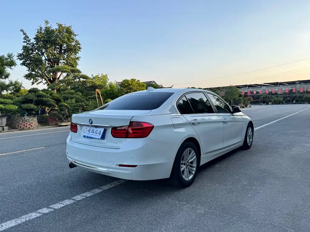 BMW 3 Series 2015 — фото 4
