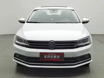 Volkswagen Sagitar 2018