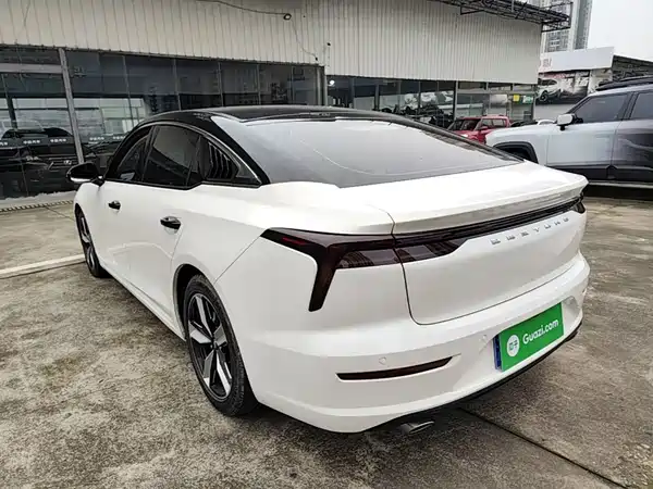 Bestune B70 2021