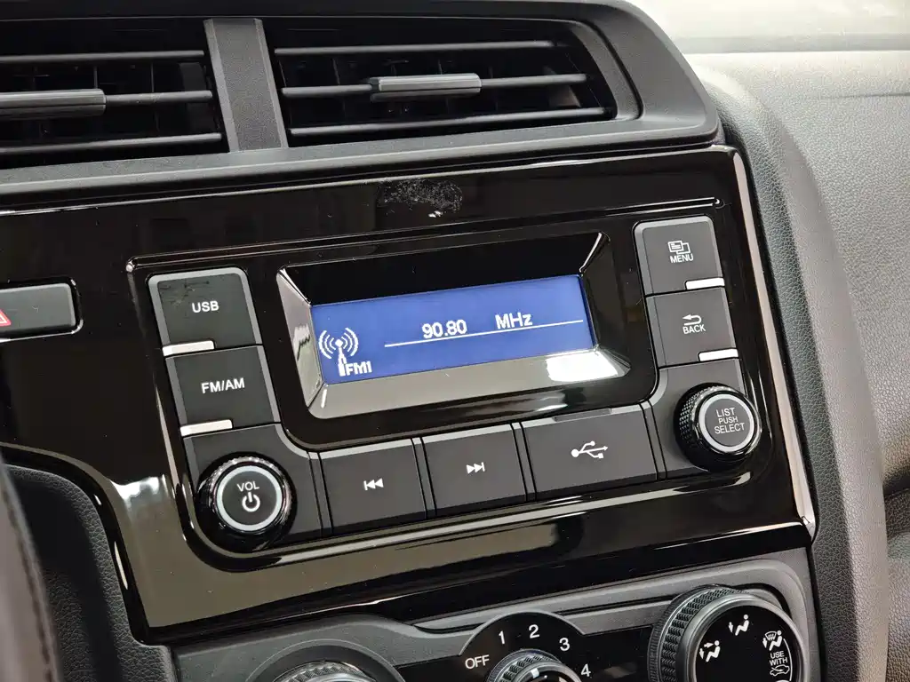Honda Fit 2018 — фото 15
