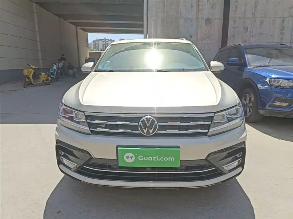 Volkswagen Tiguan L 2021 — фото 2