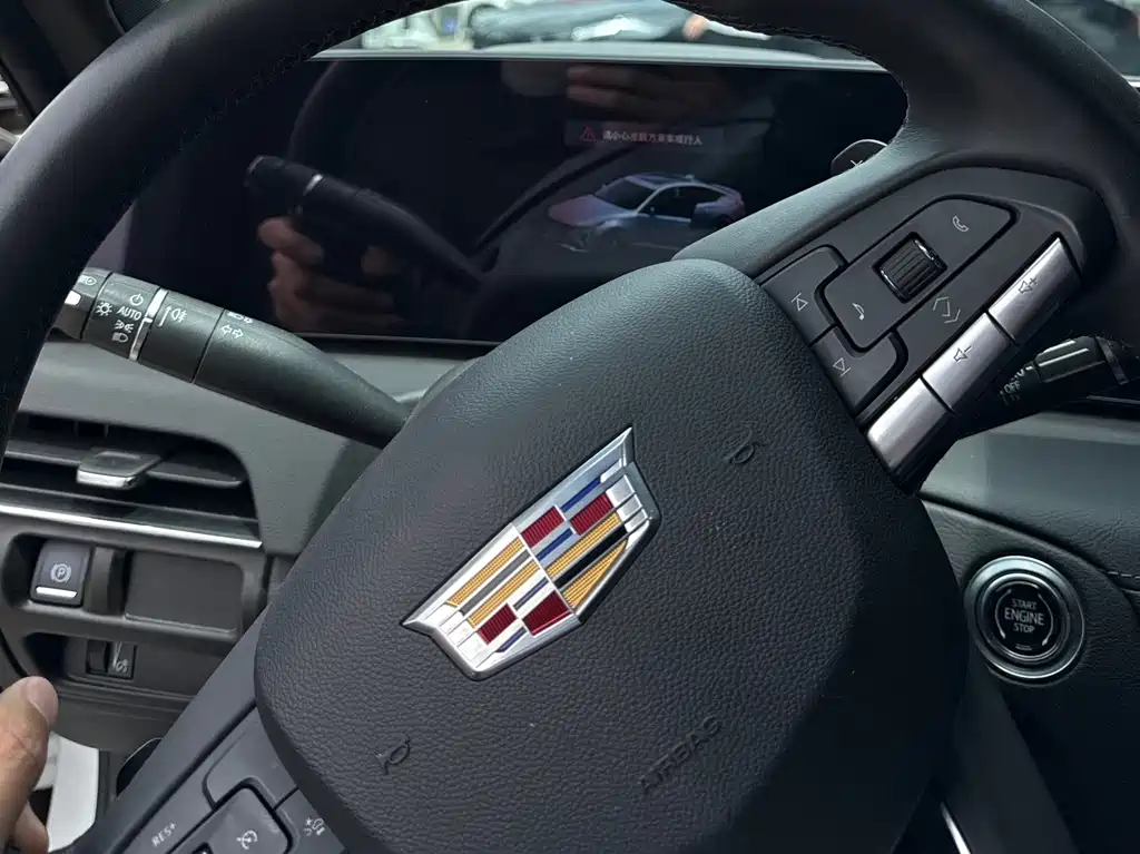 Cadillac CT5 2024 — фото 12