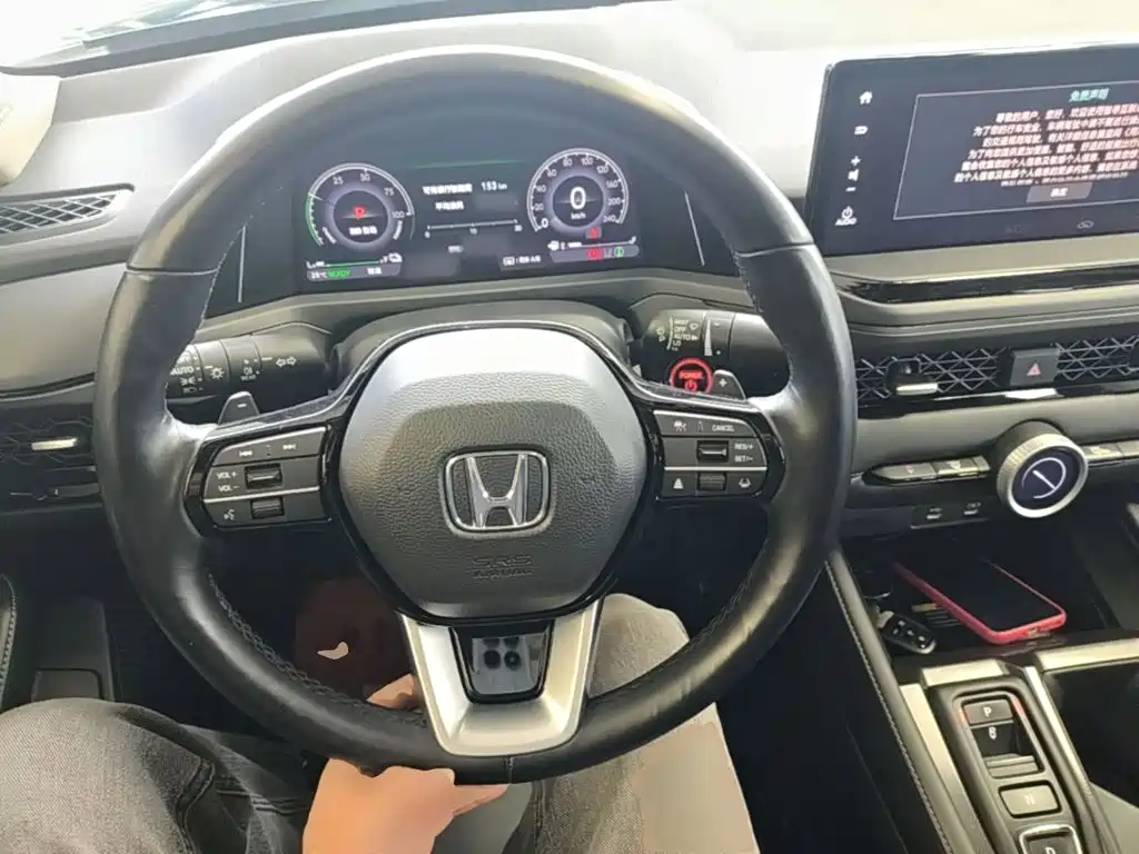 Honda Accord New Energy 2023 — фото 11