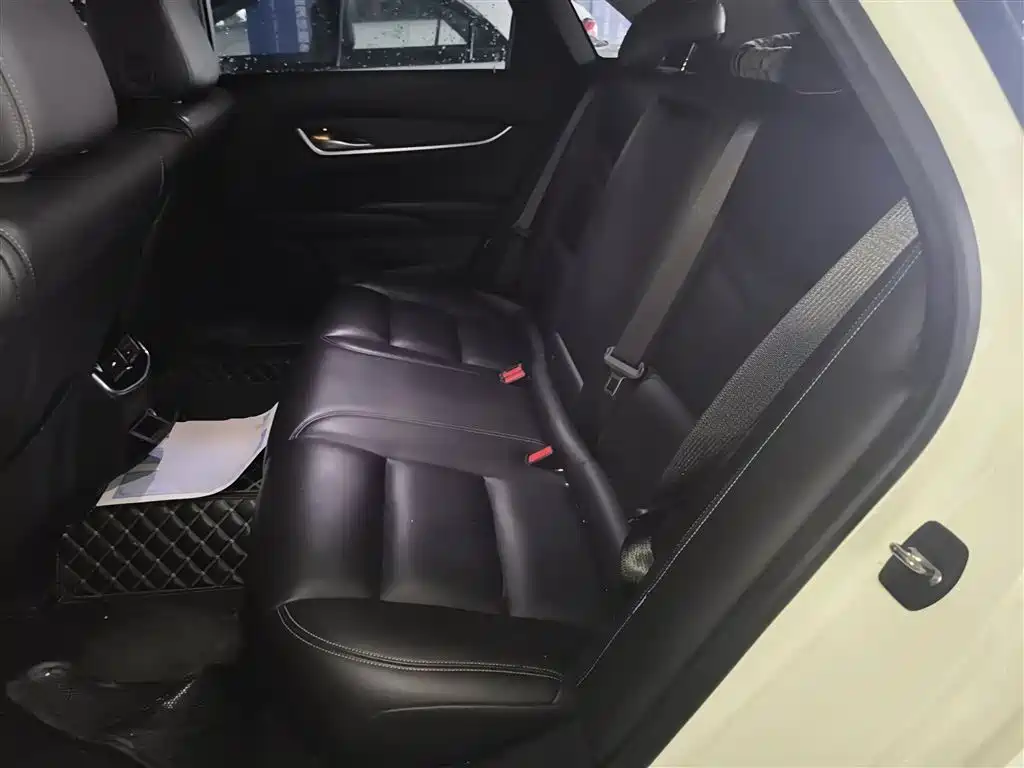 Cadillac XTS 2019 — фото 13