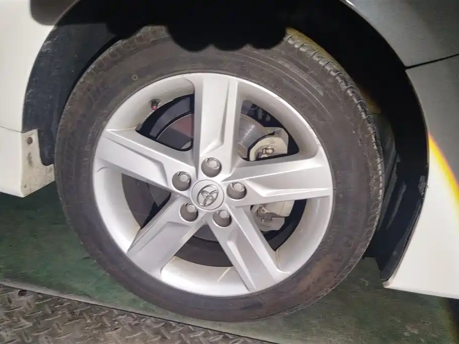 Toyota Camry 2013