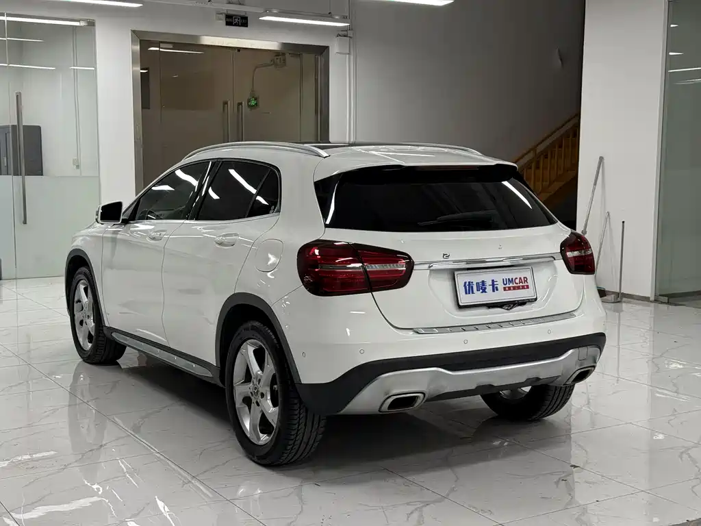 Mercedes-Benz GLA 2019