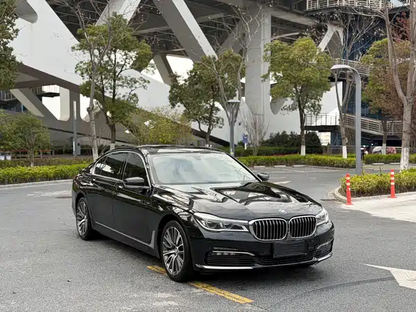 BMW 7 Series 2016
