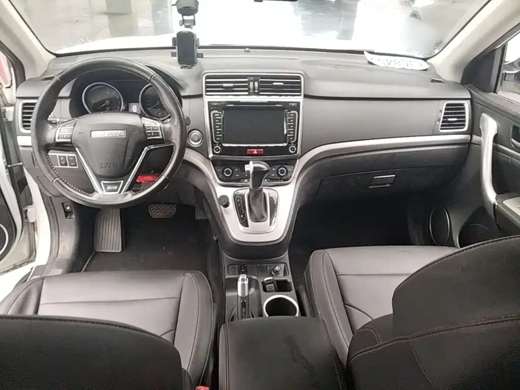Haval M6 2017 — фото 10