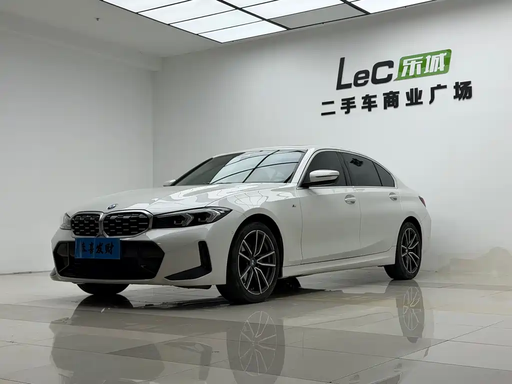 BMW 3 Series 2023 — фото 1