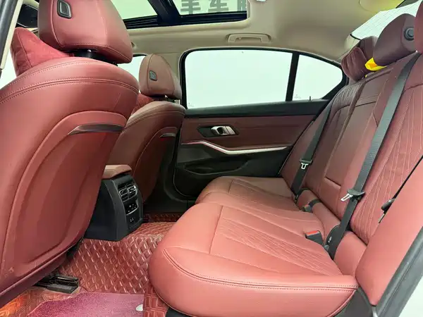 BMW 3 Series 2023