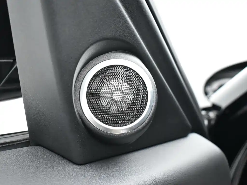Land Rover Range Rover 2021 — фото 20
