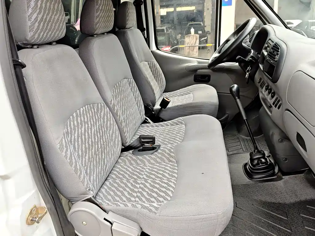 Ford Transit Classic 2016 — фото 13