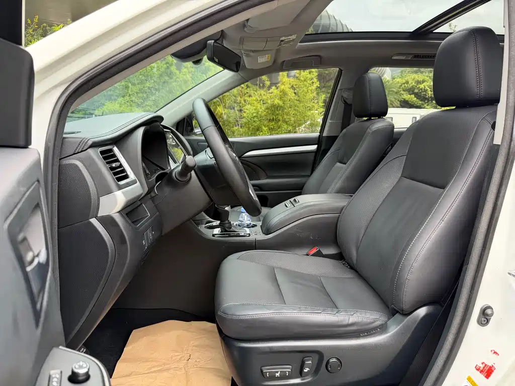 Toyota Highlander 2019
