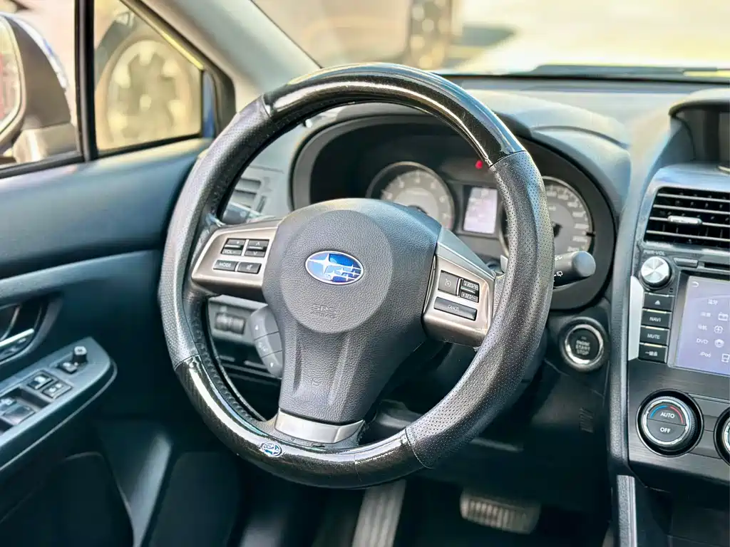 Subaru XV 2014 — фото 18
