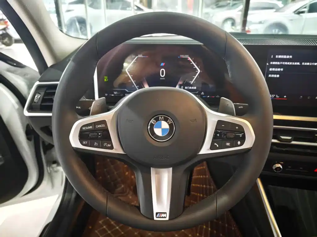 BMW 3 Series 2023 — фото 12