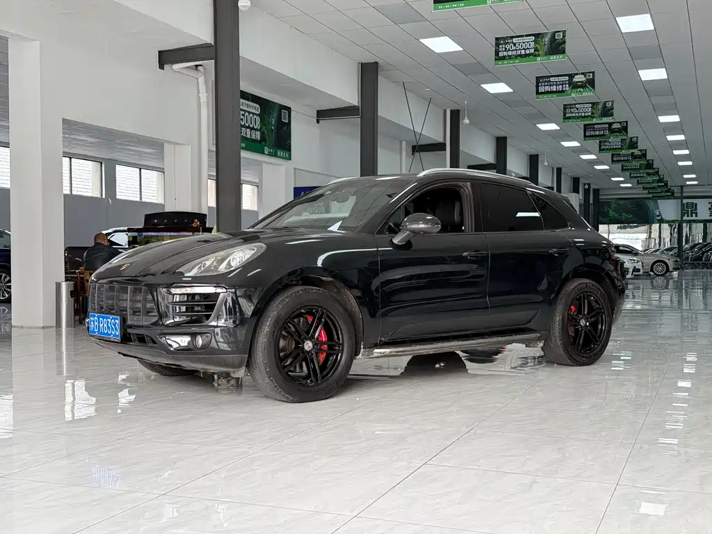 Porsche Macan 2014 — фото 1