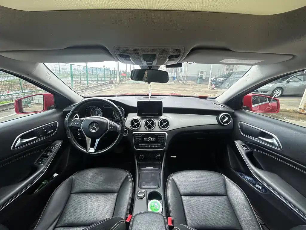 Mercedes-Benz GLA 2015 — фото 13
