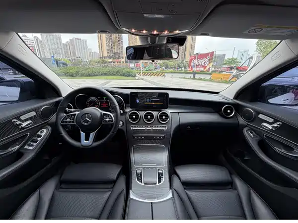 Mercedes-Benz C-Class 2019