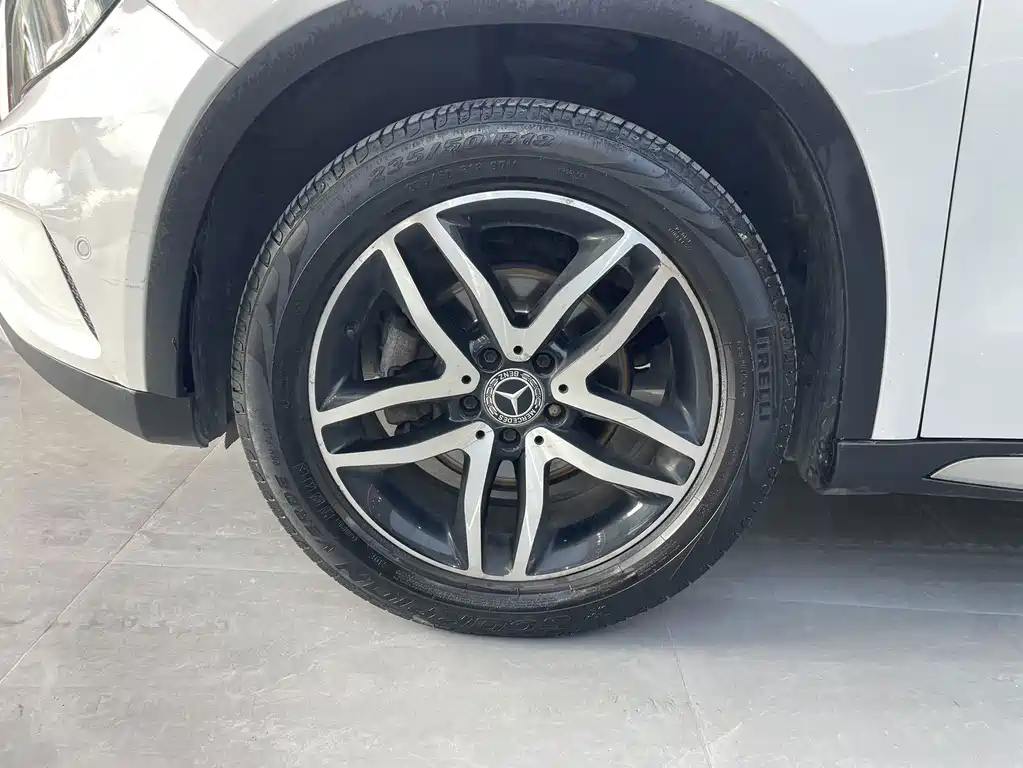 Mercedes-Benz GLA 2017 — фото 17