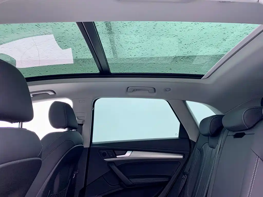 Audi Q5L 2022 — фото 26