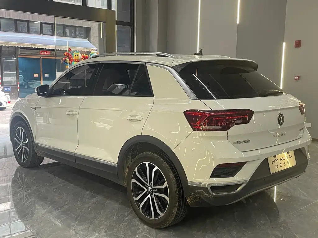 Volkswagen T-Roc 2022 — фото 17