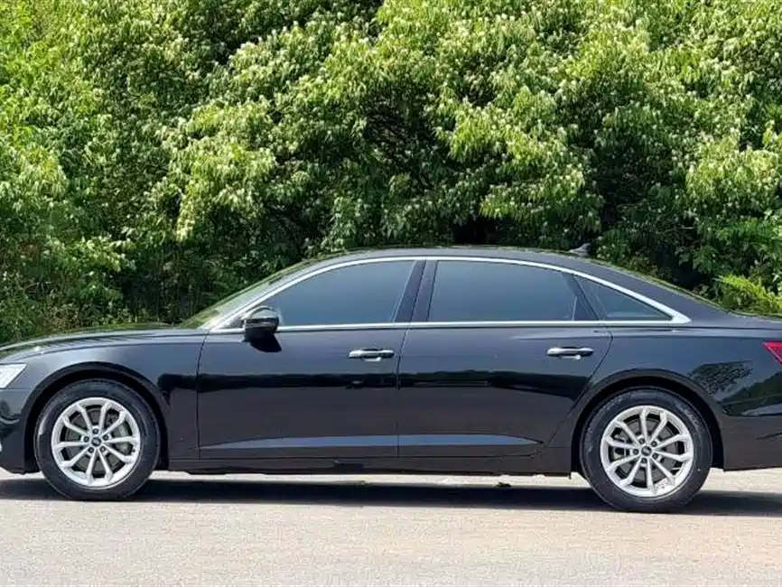 Audi A6L 2022 — фото 9