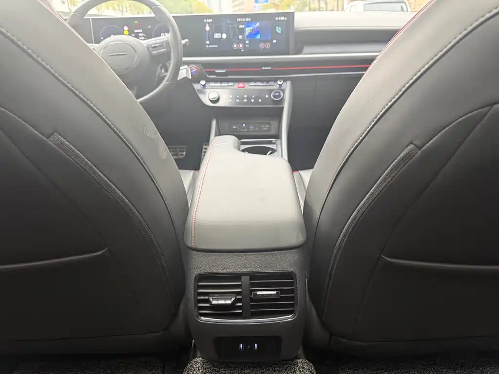 Hyundai Sonata 2024 — фото 23