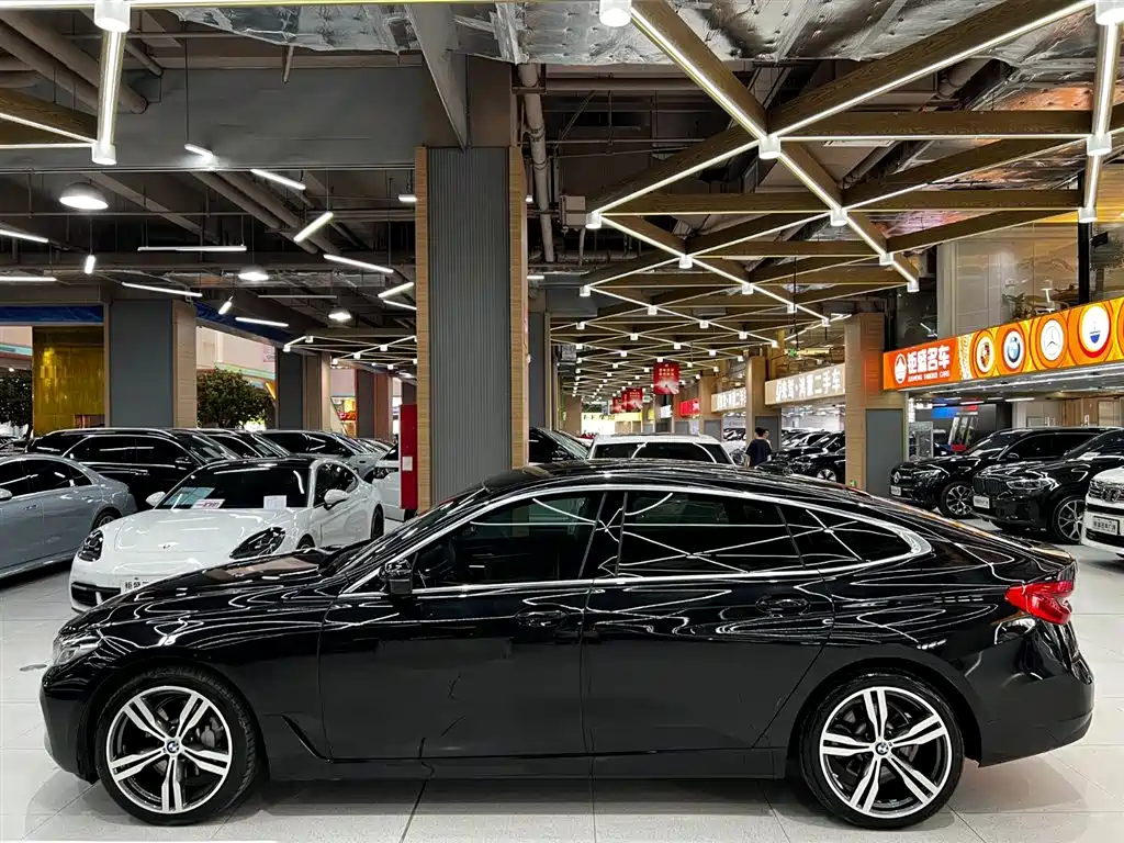 BMW 6 Series GT 2024 — фото 8