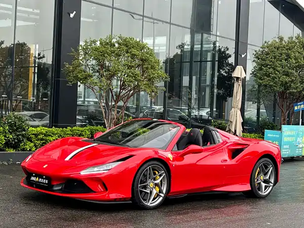 Ferrari F8 2020