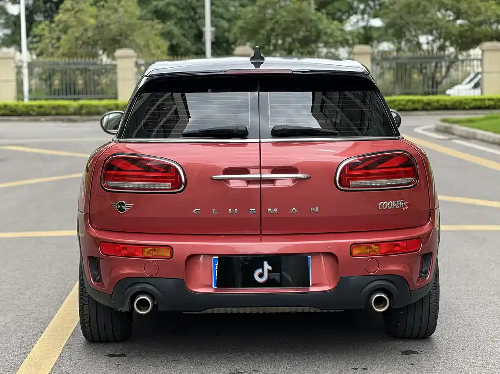 MINI Clubman 2023 — фото 27