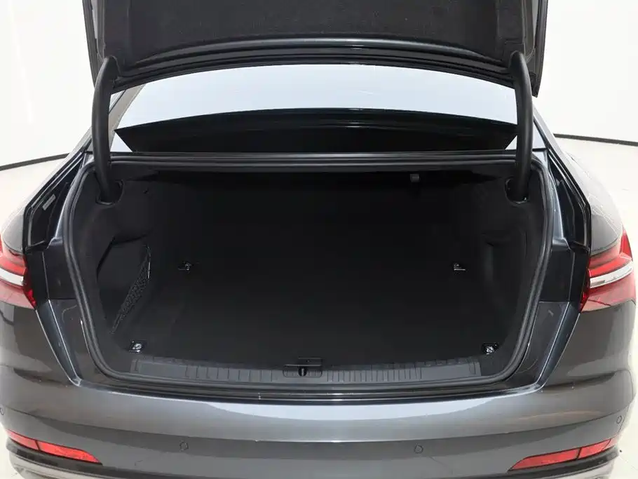 Audi A6L 2022 — фото 23