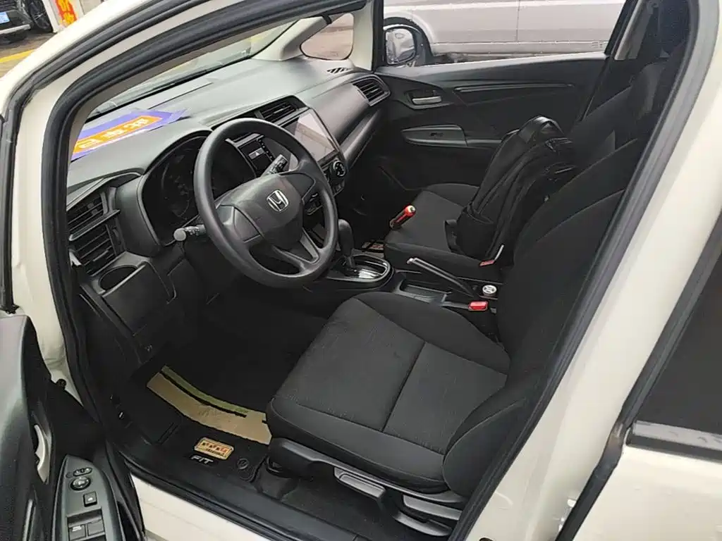 Honda Fit 2019 — фото 15