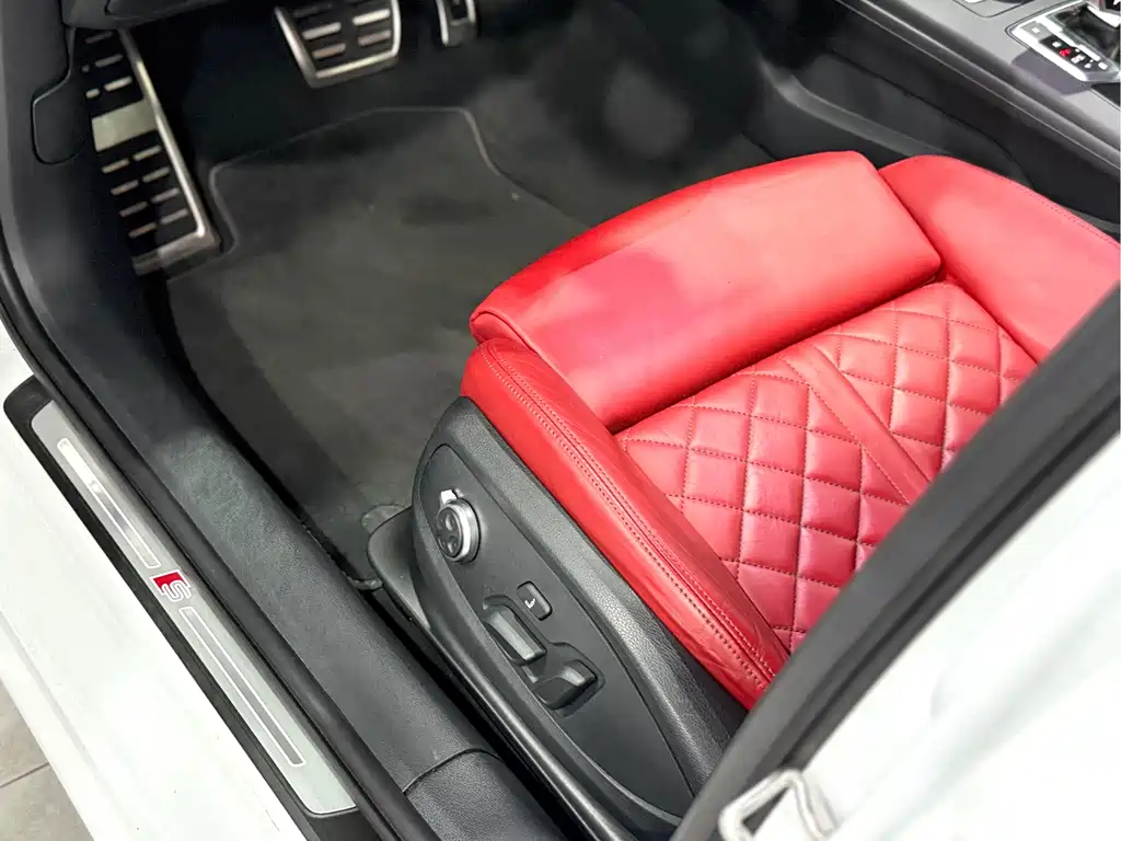 Audi S4 2019